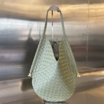 보테가 (징) 클래식 토트백 민트 그린 740990