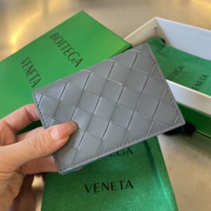 보테가 (징) 명함지갑 그레이 605720