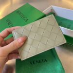 보테가 (징) 명함지갑 소가죽 그린 605720