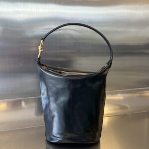 보테가 (징) 호보 넛 숄더백 블랙 730965