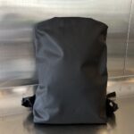 보테가 (징) 더 파우치 백팩 블랙 629858