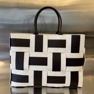 보테가 (징) 팬더 콤비 토트백 아이보리 755219