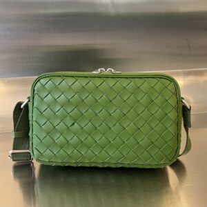 보테가 (징) 브레이드 카메라백 그린 710048