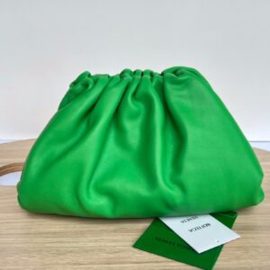 보테가 (징) 클러치백 그린 690238