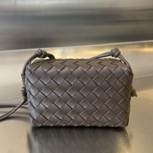 보테가 베네타 (징) 카메라백 브라운 양가죽 723547