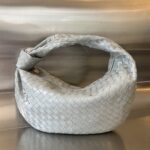 보테가 (징) 조디 대형 그레이 양가죽 백 600261