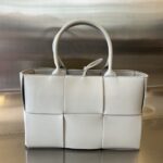 보테가 (징) 미니 토트백 아이보리 652876