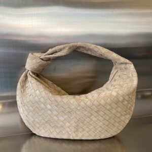 보테가 (징) 조디 대형 베이지 양가죽 백 600261