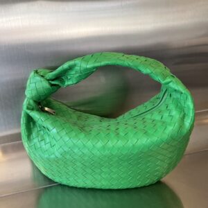 보테가 (징) 조디 대형 그린 양가죽 백 600261