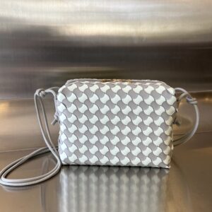 보테가 (징) 웨이브 패턴 미니백 그레이 777571