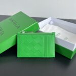 보테가 (징) 엮인 지퍼 카드 지갑 그린 755985