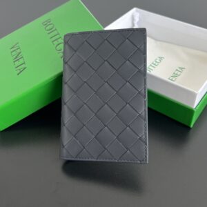 보테가 (징) 클래식 패스포트 홀더 블랙 607482