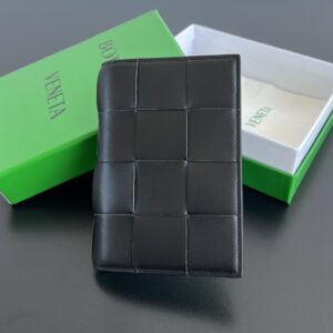 보테가 베네타 (징) 캐시미어 패스포트 홀더 블랙 777046