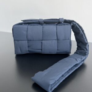 보테가 (징) 카세트 나일론 토푸백 블루 628951