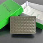 보테가 (징) 명함지갑 클래식 편직 디자인 수납형 그레이 805825