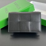 보테가 (징) 대형 편직 명함 지갑 블랙 679849