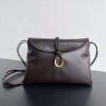 보테가 (징) 미디움 리베르타 슬링백 브라운 806034