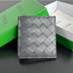 보테가 (징) 두折 수납 카드 지갑 소가죽 그레이 749400