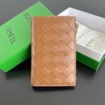 보테가 (징) 엮음 더블 지퍼 지갑 브라운 749940