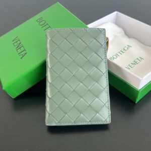 보테가 (징) 엮은 지퍼 지갑 그린 749940