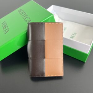 보테가 (징) 대형 체크 카드 지갑 소가죽 브라운 649602