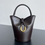 보테가 (징) 리베르타 수통백 소가죽 브라운 815244