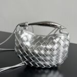 보테가 (징) 미니 샤르딘 블루 메탈 핸들 양가죽 백 744267