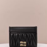 미우미우 (팬더) 카드 지갑 블랙 5MC076