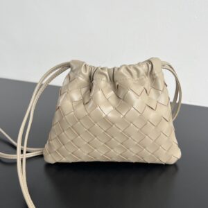 보테가 (징) 추리닝 더스트백 크림 소가죽 816987