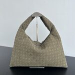 보테가 (징) 중형 양가죽 HOP 백 베이지 796262