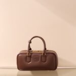 미우미우 (팬더) 아르카디에 중형 소가죽 백석양색 5BB148