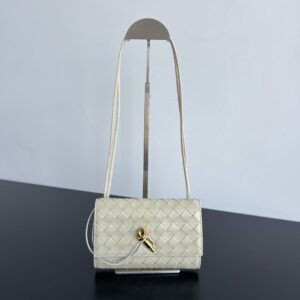 보테가 (징) 안디아모 미니 크로스백 아이보리 836940