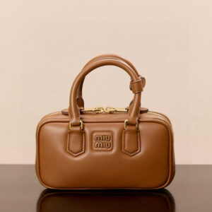 미우미우 (팬더) 아르카디에 미니 캐러멜 소가죽 백팩 5B088