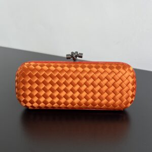 보테가 (징) 새틴 클러치 오렌지 8651