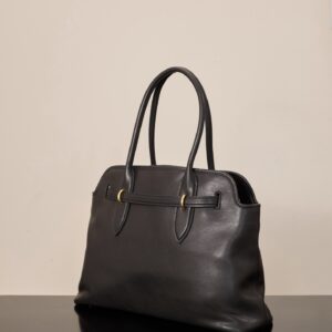 미우미우 (팬더) 어드벤처 나파 양가죽 손잡이 대형 블랙 5BG291