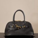 미우미우 (팬더) 어드벤처 베이쉘백 중형 블랙 5BB168