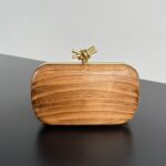 보테가 (징) 컨트 클러치 브라운 나무 질감 금색 하드웨어 804292