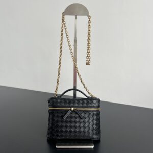 보테가 (징) BV Soft Vanity 체인 화장품 파우치 블랙 843800