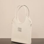 미우미우 (팬더) 아이비 대형 토트백 크림 5BQ231