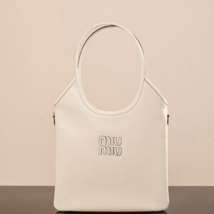 미우미우 (팬더) 아이비 대형 토트백 아이보리 5BQ231