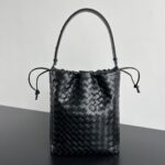 보테가 (징) 편직 물통백 블랙 836020