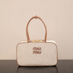 미우미우 (팬더) 비오 대형 브라운 캔버스 백 5BB163