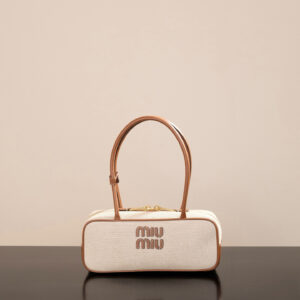 미우미우 (팬더) 비오 중형 크림 색상 캔버스 백 5BB173