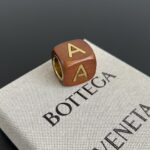 보테가 (징) 대형 나무 문자 비즈 DIY 장식품 골드 글씨 P150 브라운