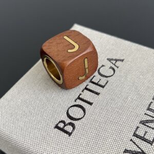 보테가 (징) 대형 나무 알파벳 비즈 DIY 장식품 브라운 P150