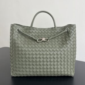 보테가 (징) 안디아모 손가방 클래식 전신 가죽 편직 골드 메탈 끈 조절 가능 그레이 743575