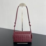 보테가 (징) 노투르노 숄더백 대용량 와인 843893