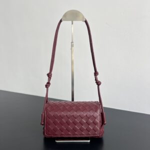 보테가 (징) 노투르노 숄더백 대용량 와인 843893