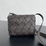 보테가 (징) 디아고 숄더백 남녀공용 브라운 795637