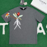 로에베 [ 잔디집 ] 남녀 공용 자수 라운드 넥 반팔티셔츠